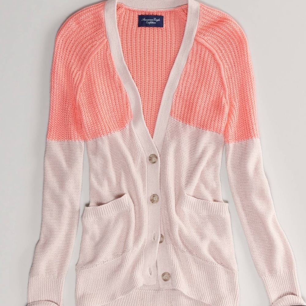 American Eagle Pink Color Block V-Neck Sweater